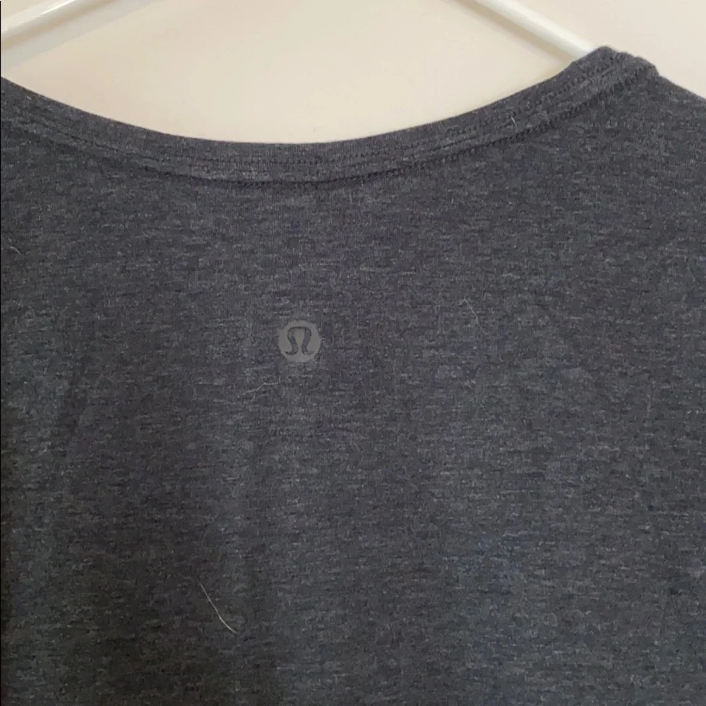COPY - Lululemon Whistler Rare Canada Crew Tshirt 6 - Picture 4 of 4